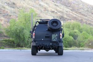 Toyota Tundra CrewMax 4x4 Zombie Apocalypse 2013 года 
